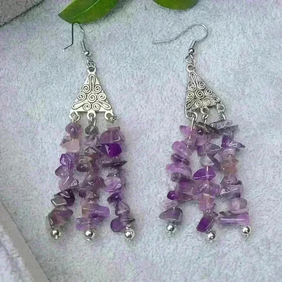 Silver tone amethyst vintage earrings - Picture 7 of 12